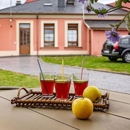 Apartamentos Turisticos As Cetareas Ринло Экстерьер фото