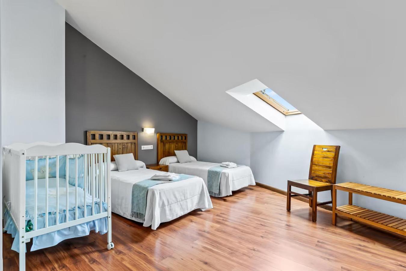 Apartamentos Turisticos As Cetareas Ринло Номер фото